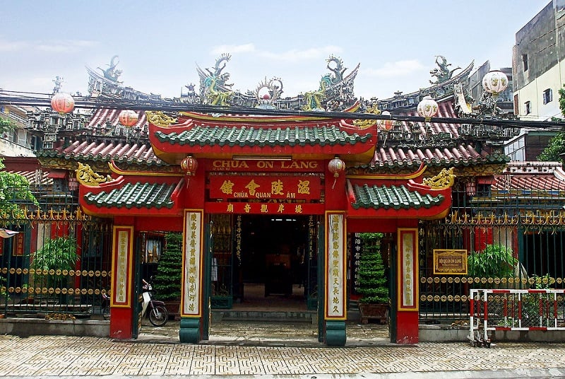 Những ngôi chùa cầu con linh thiêng nhất quận 5