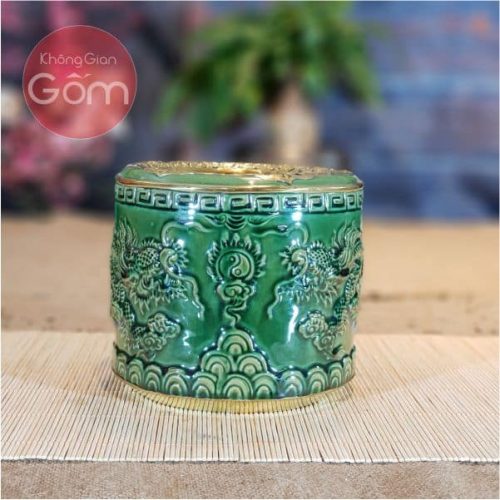 Cỡ bát hương phi 18 với hoa văn họa tiết sống động như thật