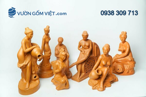 Ý tưởng dùng gốm đỏ trang trí khi thiết kế cảnh quan sân vườn