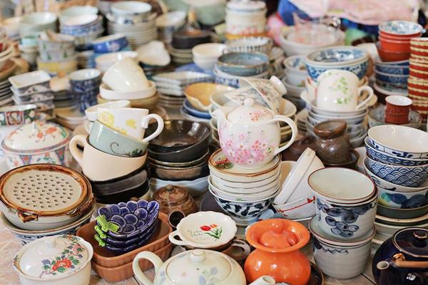 Gốm sứ Nhật Bản cao cấp giá bao nhiêu tiền ? mua ở đâu ?