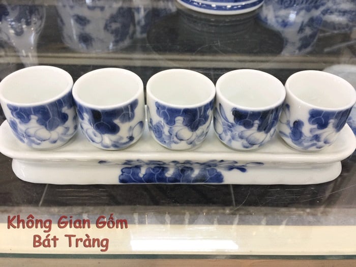 Khi nào nên dùng kỷ 5 ly nước trên bàn thờ, khi nào thì nên dùng kỷ 3 ly