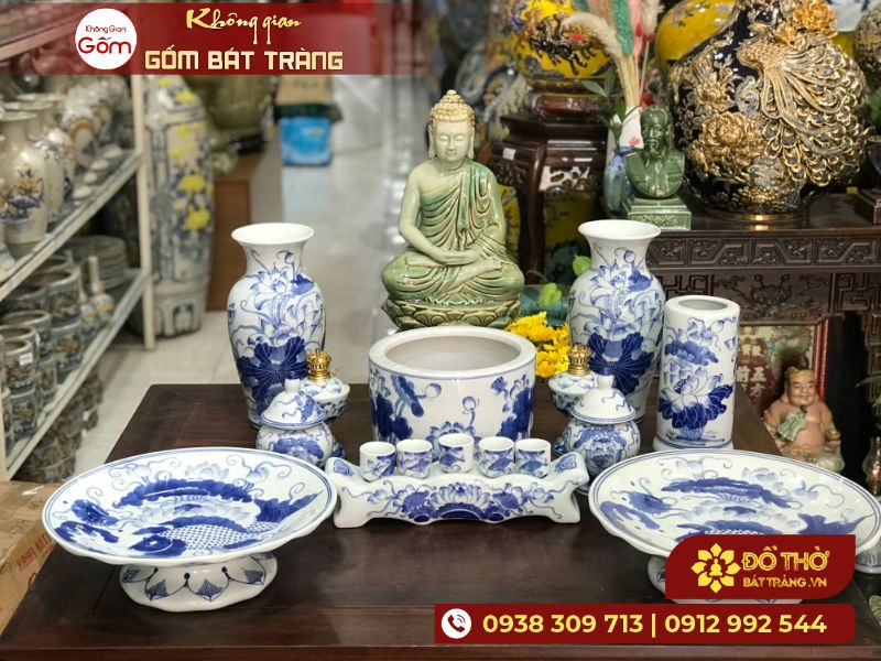 Bình hoa bàn thờ cao cấp và những loại hoa thích hợp trong thờ cúng