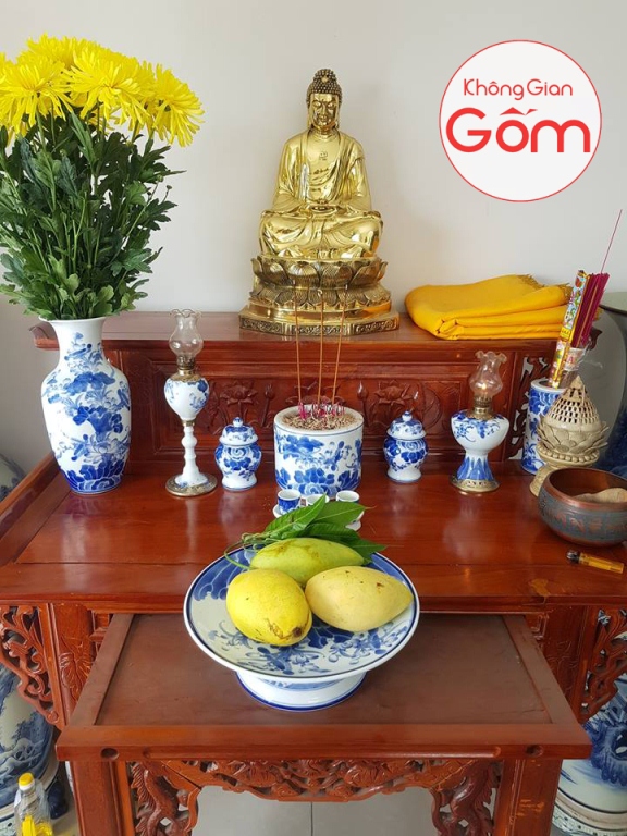 Bàn thờ gỗ pơ mu có tốt không ? mua ở đâu ? giá bán bao nhiêu tiền ?