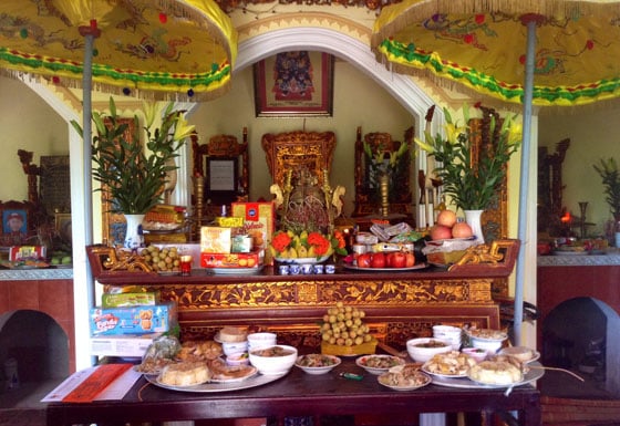 Nghi Lễ Chạp Mộ Mời Gia Tiên Về Ăn Tết