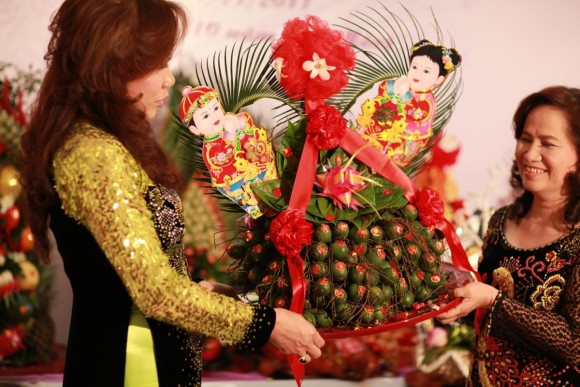Văn khấn trong ngày cưới gả – văn yết cáo gia tiên ngày cưới