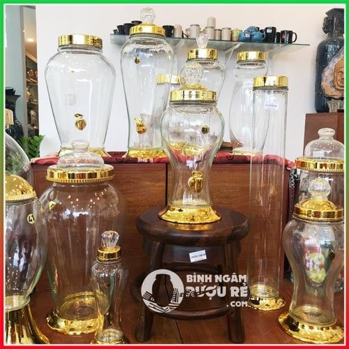 Cách làm rượu nghệ bôi mặt sau sinh chị em nên học hỏi