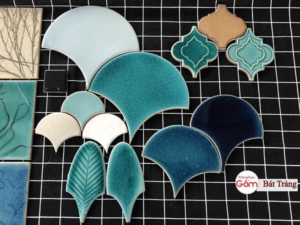 Gạch Ốp Tường Nhà Vệ Sinh Nhỏ Mua Ở Đâu, Giá Bao Nhiêu Tiền Một Mét?