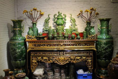 Đồ thờ cúng Bát Tràng – Cung cấp đồ thờ cúng, bàn thờ Bát Tràng chất lượng, đồ thờ cúng bằng gốm sứ