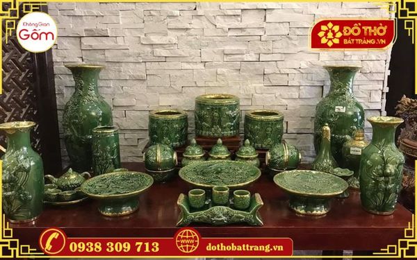 Cách bài trí bàn thờ gia tiên đơn giản mà trang trọng