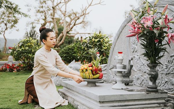 Văn khấn tạ mộ cuối năm – Lễ tạ mộ cần chuẩn bị những lễ vật gì?
