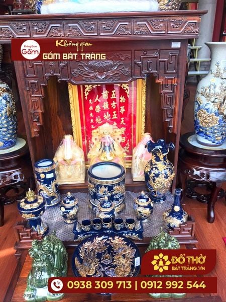 Hướng dẫn thủ tục thay bàn thờ Thần Tài chuẩn nhất