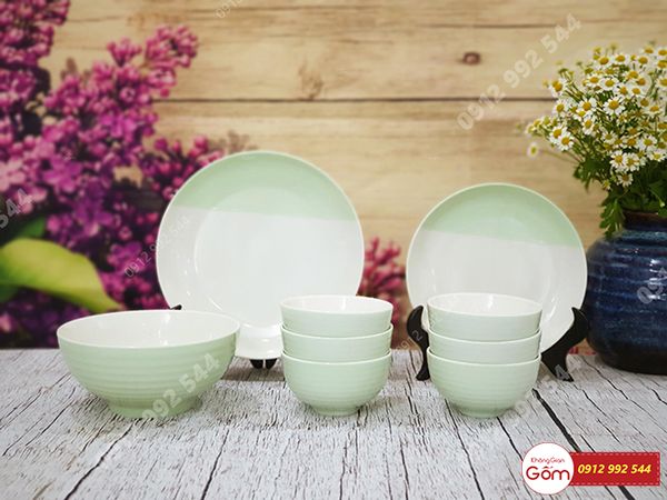 Tô chén sứ in logo – quà tặng khách hàng 20/10