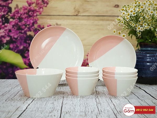 Tô chén sứ in logo – quà tặng khách hàng 20/10