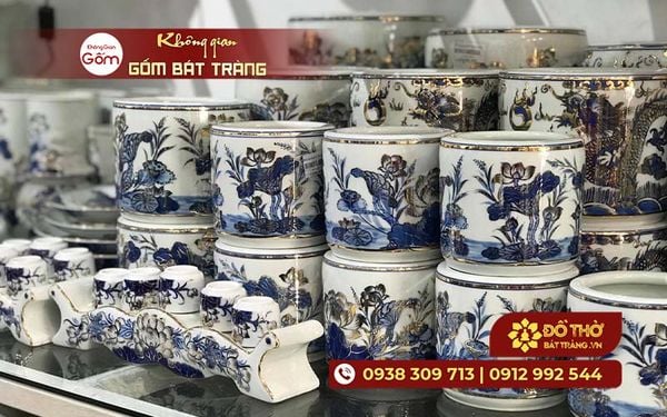 Đồ thờ bằng đồng khảm tam khí có tốt hơn đồ thờ bằng gốm sứ