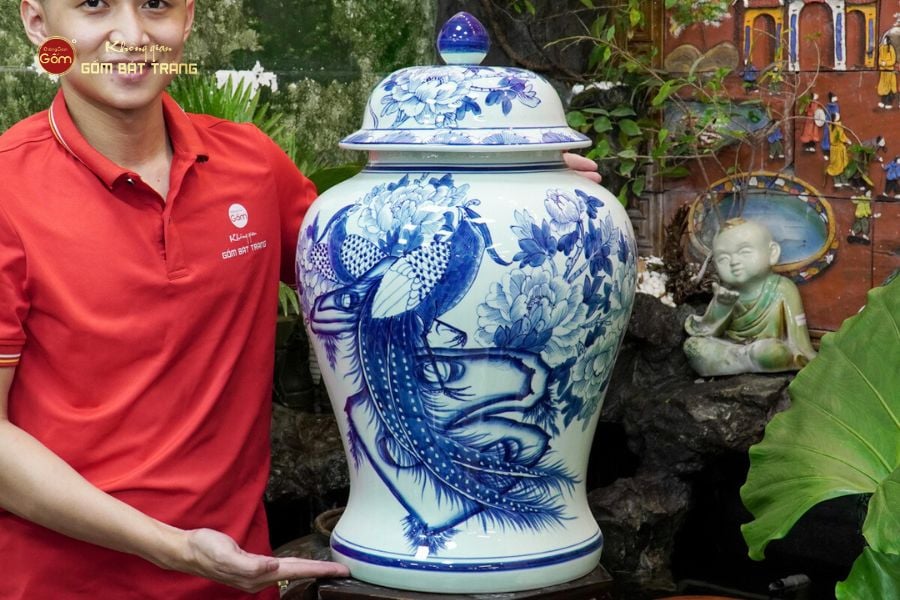 Chóe Men Lam Họa Tiết Chim Trĩ Mẫu Đơn