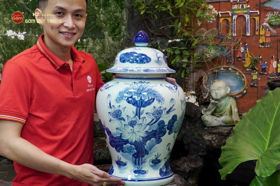 Chóe Men Lam Vẽ Tay Họa Tiết Hoa Sen Trắng