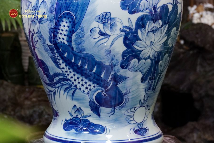 Chóe Men Lam Họa Tiết Sen Cá