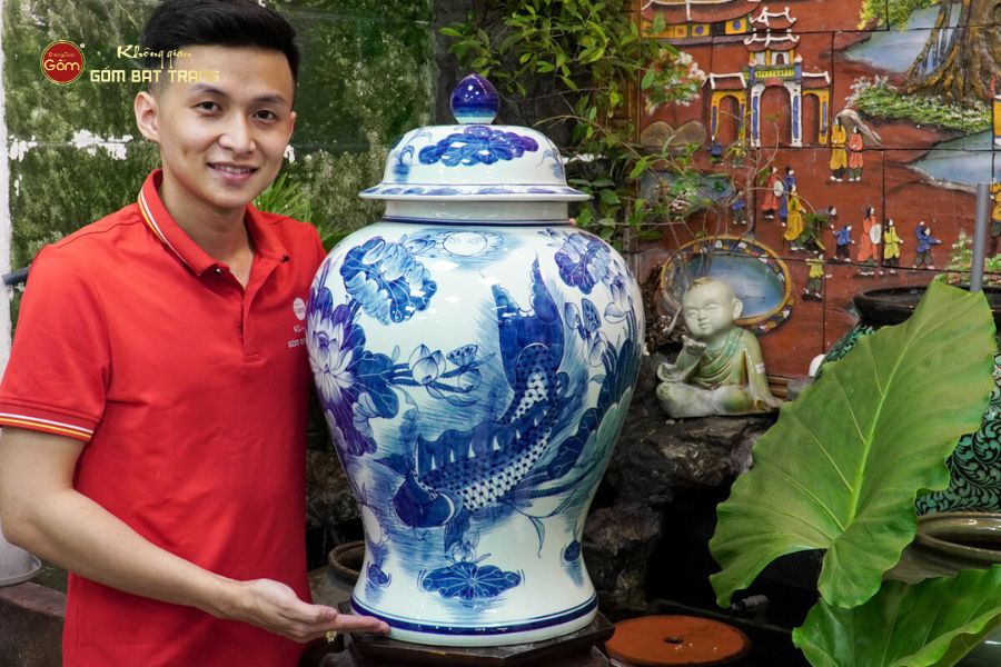Chóe Men Lam Họa Tiết Sen Cá