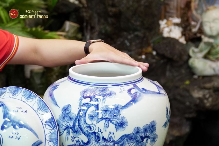 Chóe Men Lam Họa Tiết Tùng Lộc