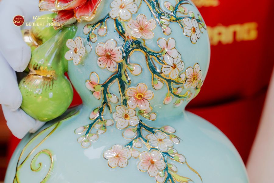 Bình Hồ Lô Xanh Biển Đắp Nổi Vẽ Vàng Tài Lộc