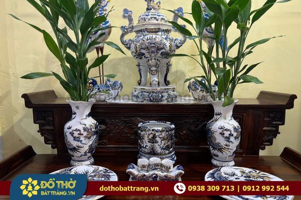 Mẫu bàn thờ gia tiên đẹp và sang trọng không thể bỏ lỡ