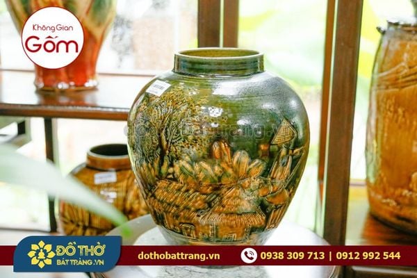 Bật mí các mẫu bình gốm sứ cắm tuyết mai đẹp chơi Tết