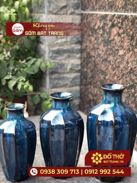 Cành hoa mận rừng cắm bình độc lạ thú chơi Tết của người Hà Thành