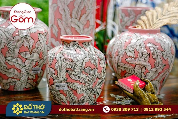 Lựa chọn các loại bình hoa gốm sứ sang trọng chưng Tết