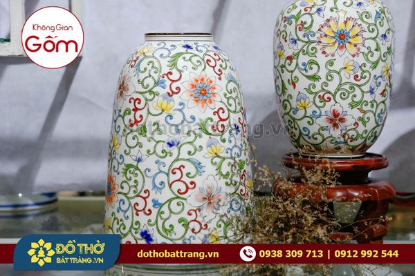 Sắm sửa cành hoa mận rừng chơi Xuân ngày Tết