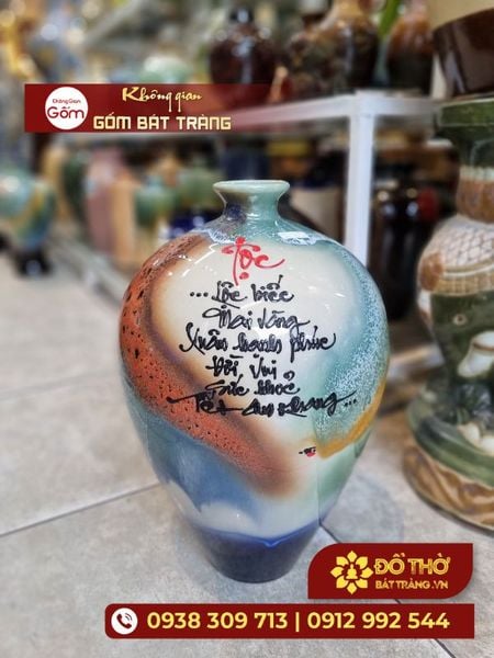 Các mẫu bình cắm hoa Tết độc lạ thu hút khách hàng