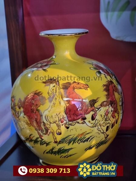 Bình hút tài lộc Mã đáo thành công Bát Tràng sang trọng