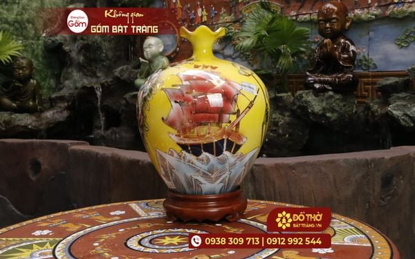 Kinh nghiệm chọn bình hút tài lộc Bát Tràng sang trọng, hợp phong thủy
