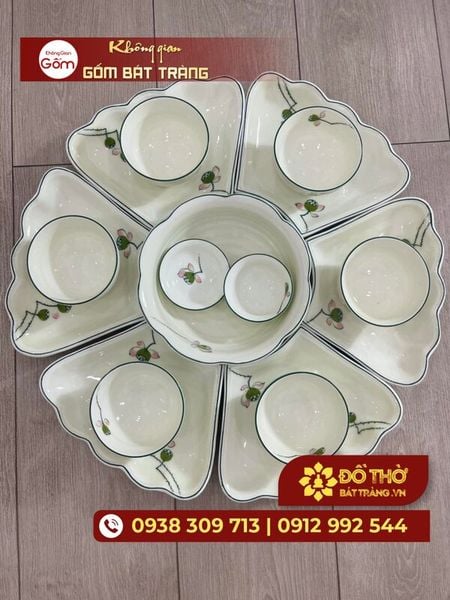 Bộ bát đĩa Bát Tràng thắp hương – sự lựa chọn cho mâm cơm cúng