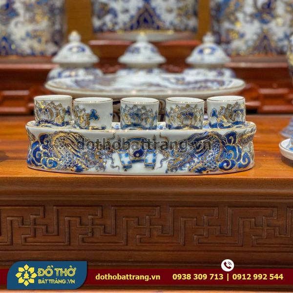 Mẫu bàn thờ gia tiên đẹp và sang trọng không thể bỏ lỡ