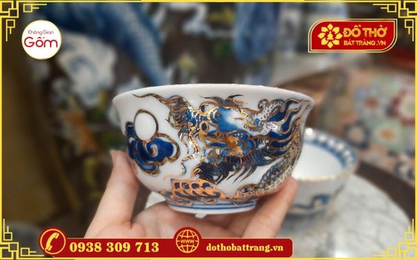 Bộ chén thờ Bát Tràng – Vật dụng không thể thiếu trên bàn thờ