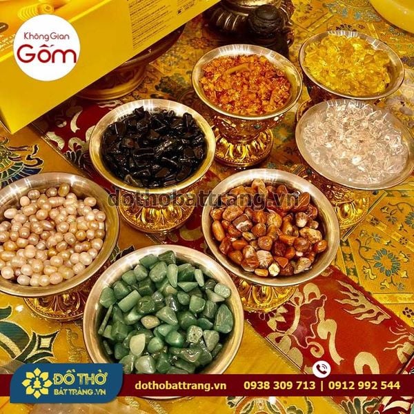 Cốt thất bảo là gì? Công dụng của thất bảo trong cốt bát hương