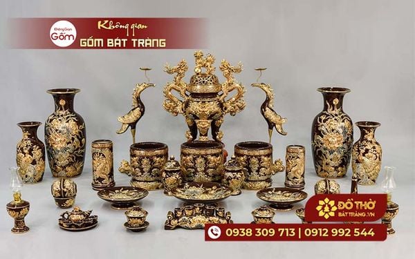 Đồ thờ gốm sứ Bát Tràng tinh xảo, sang trọng