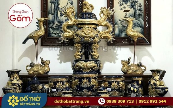 Nên dùng đồ đồng thờ cúng hay đồ thờ gốm sứ tốt hơn