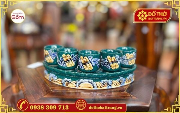 Bộ đồ thờ gia tiên gốm Bát Tràng bao gồm những gì