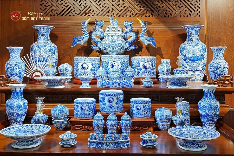 Bộ đồ thờ gia tiên