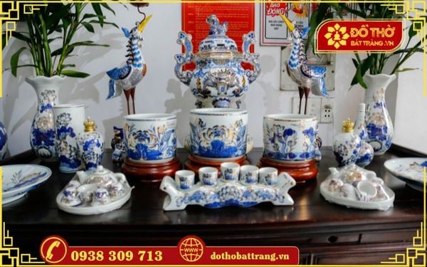 Mua đồ thờ gốm sứ cao cấp cho gia chủ mệnh Thuỷ