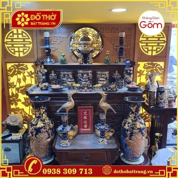 Mua đồ thờ gốm sứ cao cấp cho gia chủ mệnh Thuỷ