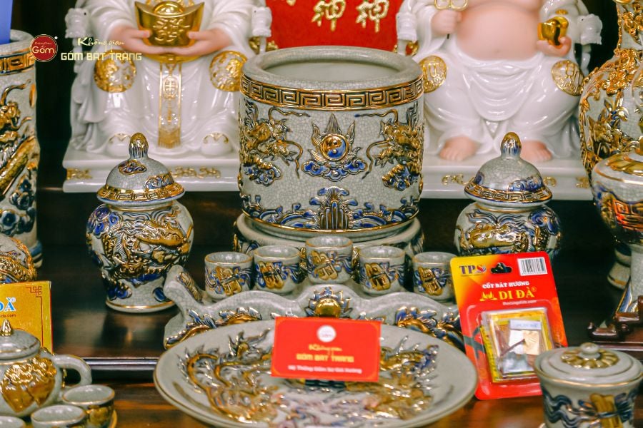 Bộ Đồ Thờ Thần Tài Thổ Địa Men Rạn Vẽ Vàng
