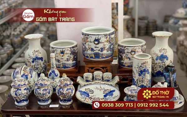 Đồ thờ gốm sứ Bát Tràng tinh xảo, sang trọng