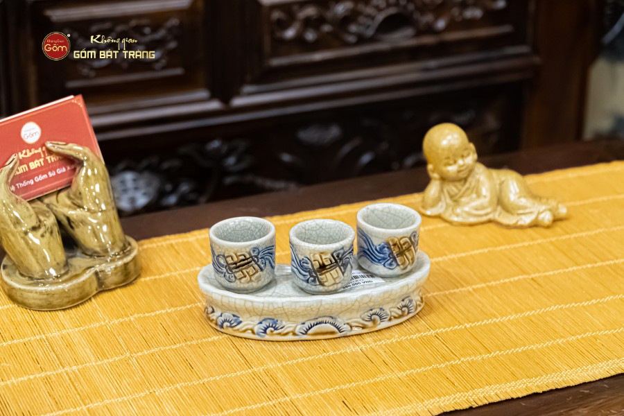 Bộ Kỷ 3 Chén Thờ Cong Men Rạn