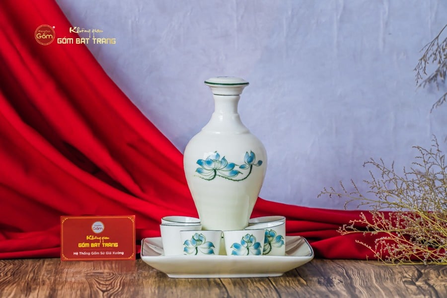 Bộ Nậm Rươu Hoa Sen Xanh