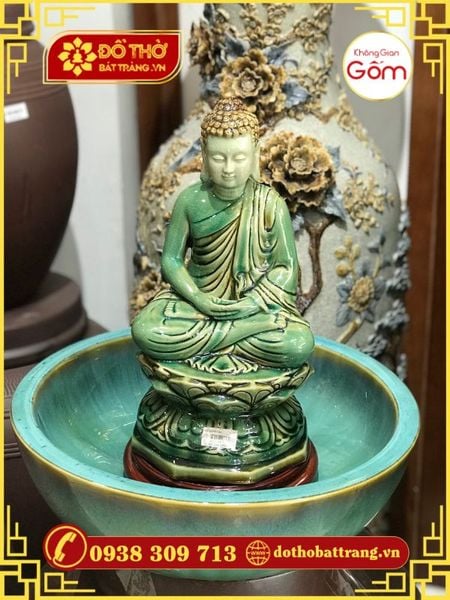 Tại sao phải dùng bát sen tắm Phật?