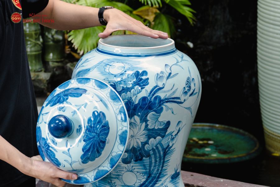 Chóe Men Lam Họa Tiết Hoa Sen