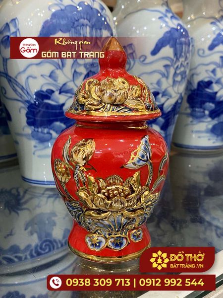 Tìm hiểu ý nghĩa của 3 chóe trên bàn thờ bạn nên biết