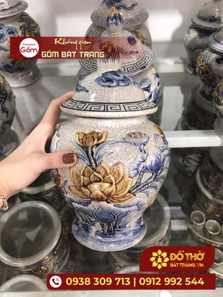Tìm hiểu ý nghĩa của 3 chóe trên bàn thờ bạn nên biết